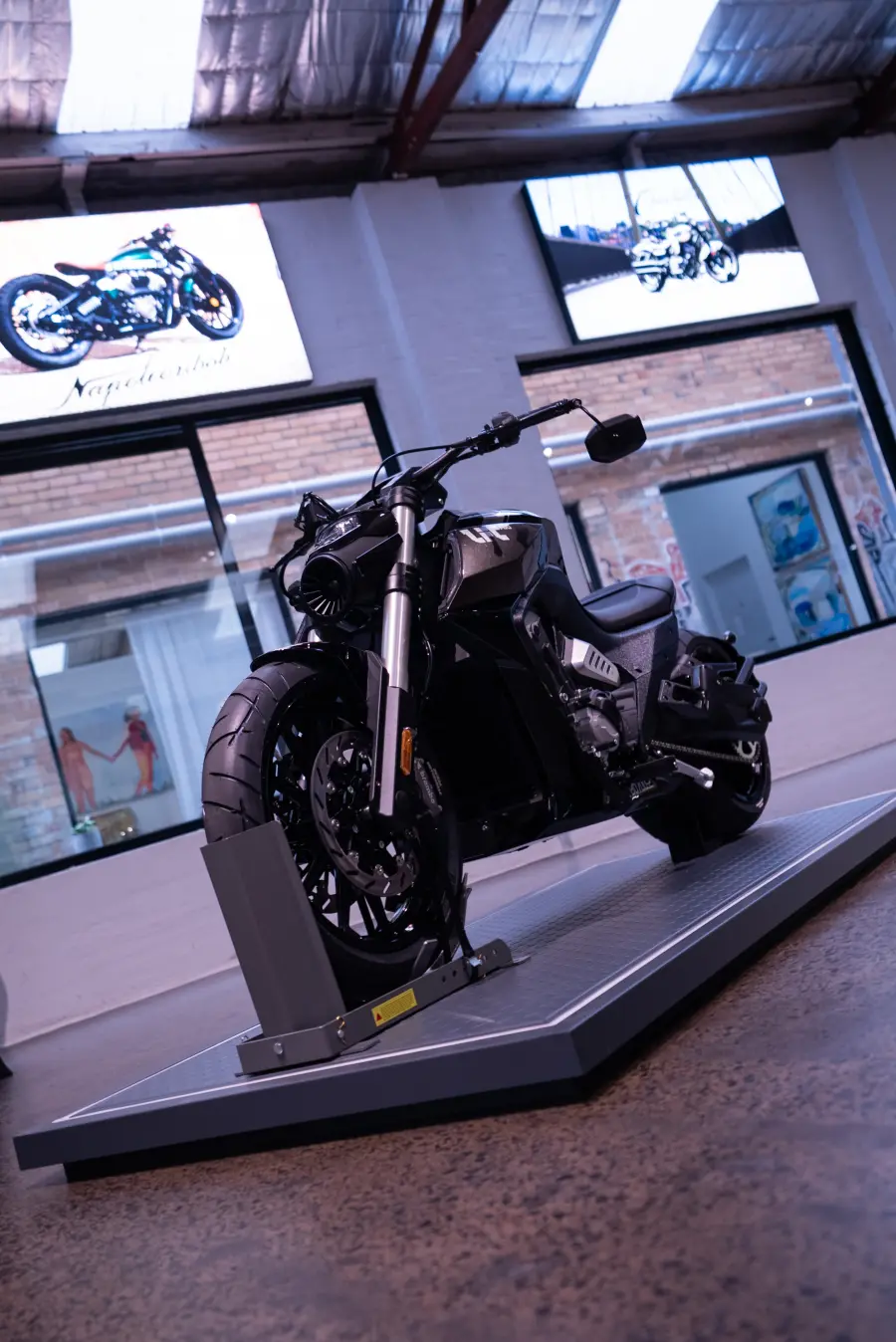 A BENDA on a showroom plinth